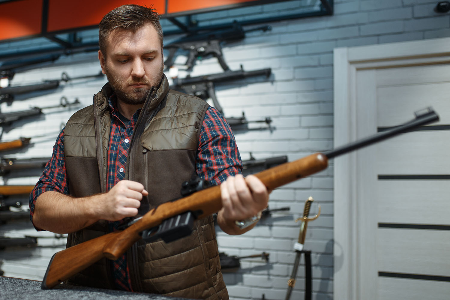 Wapenonderhoud Grendelgeweer: Reinigen en Smeren 